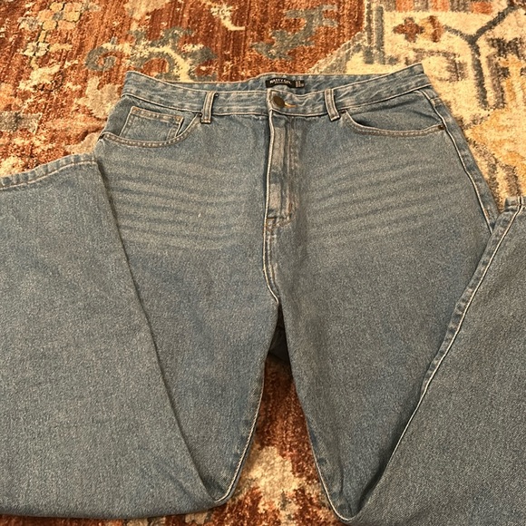Nasty Gal Organic Denim High Waisted Mom Jeans -  US 12 - Picture 1 of 2